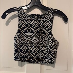 H&M Black and White Geometric Crop Top